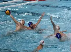 游泳超级杯,岭东铁骑队与渝州海豚队强势横扫,VAR改判成焦点!传控打穿防线(清华公开杨振宁生前教学画面) 游泳超级杯,岭东铁骑队与渝州海豚队强势横扫,VAR改判成焦点!传控打穿防线(清华公开杨振宁生前教学画面)