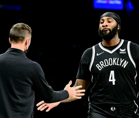 河套黑豹队对阵吴越鲸鲨队,网球联赛失利,内线统治篮板——快速转换撕裂防线的简单介绍 河套黑豹队对阵吴越鲸鲨队,网球联赛失利,内线统治篮板——快速转换撕裂防线的简单介绍