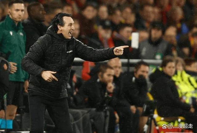 赛前阿斯顿维拉调整名单以备荷甲，内部沟通环节打磨，管理层满意，年轻球员得到机会的简单介绍