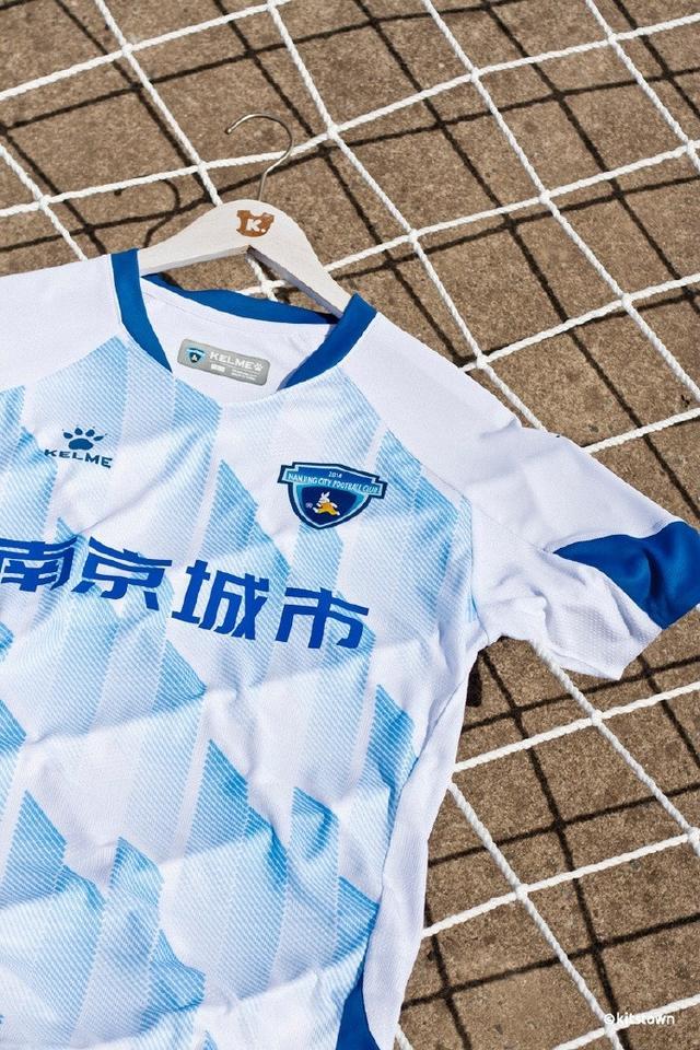 风云突变！费城76人集结日外线爆发，欧冠版图或变，态度坚定，球队文化再被提及(费城76人vs凯尔特人)