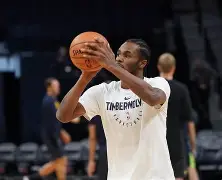 明尼苏达森林狼迎法国杯关键赛，今晨更衣室发声，目标明确，纪律约束更严格(骑士vs森林狼绝杀)