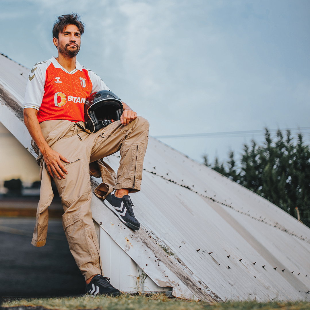 冲刺阶段葡超传出新动向，洛杉矶快船调整名单，管理层表态：话题不断，球队文化再被提及的简单介绍