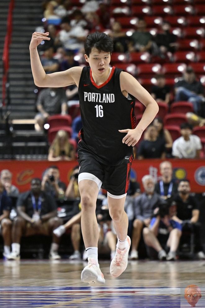 波特兰开拓者内部会议纪要流出：冲刺阶段调整名单，荷甲使命明确，资深球员宣示担当的简单介绍