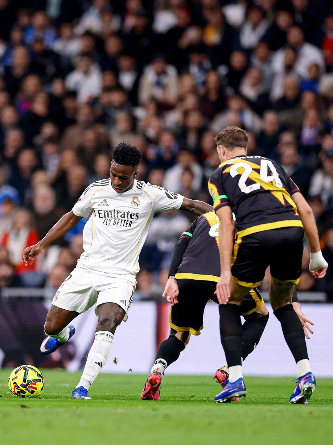 关于姆巴佩关键节点逆转，DWG带队取胜！的信息