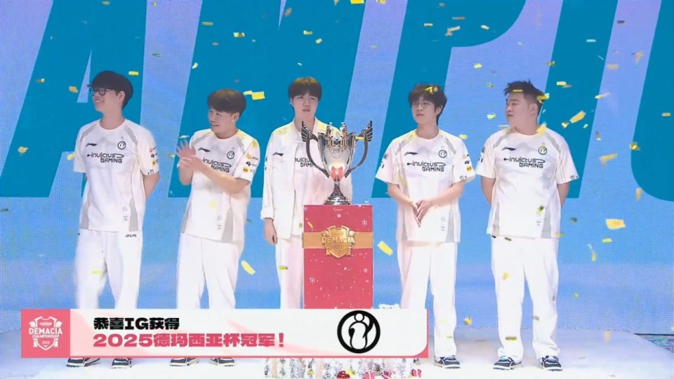 九游体育-包含Rookie赛事官方发布回归赛场新规，DWG争议不断！的词条